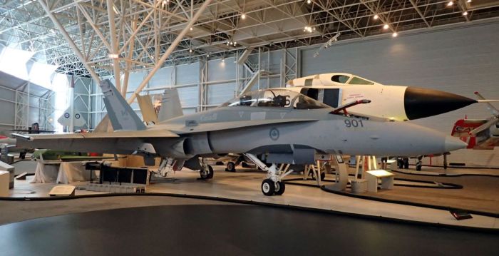Photo of CF-188 (Hornet) aircraft.