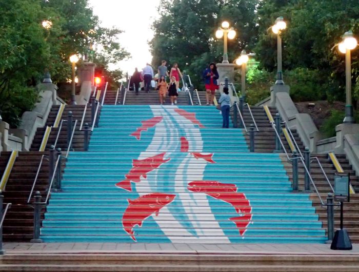 Photo of "Jump!" fish mural on York Street steps.