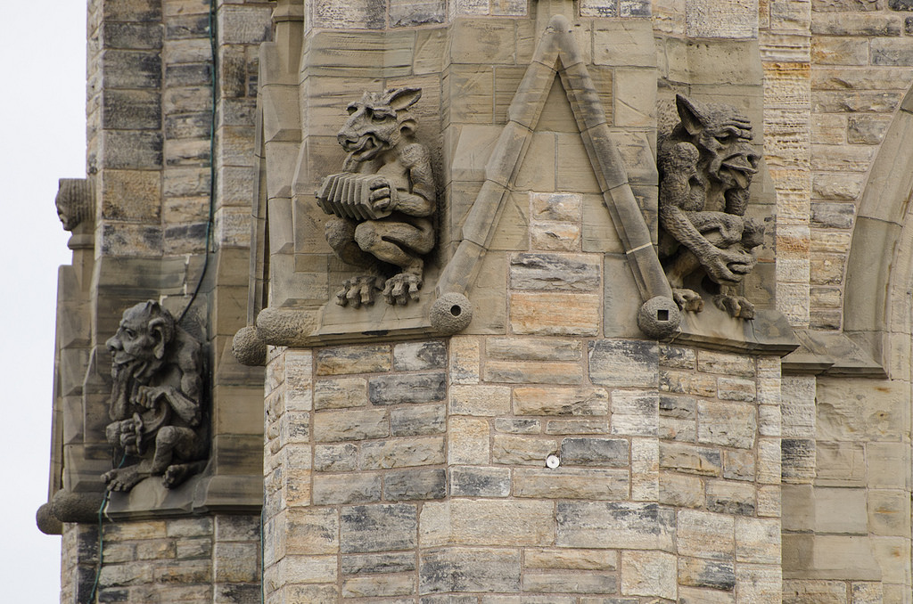 Photo of grotesques on the Peace Tower.